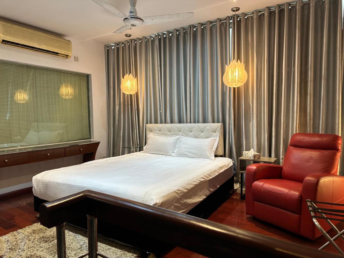 דאהקה Contemporary Heights Hotel And Apartments מראה חיצוני תמונה