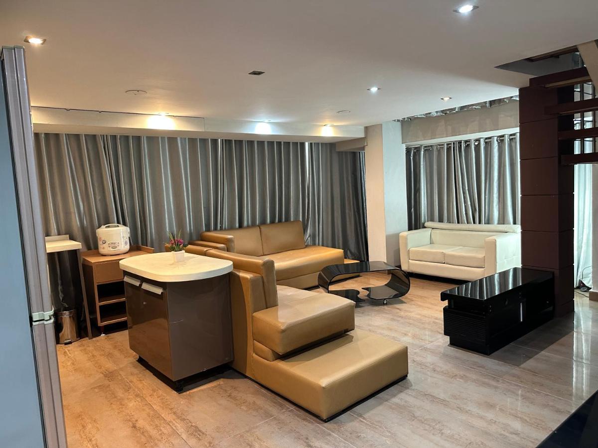 דאהקה Contemporary Heights Hotel And Apartments מראה חיצוני תמונה