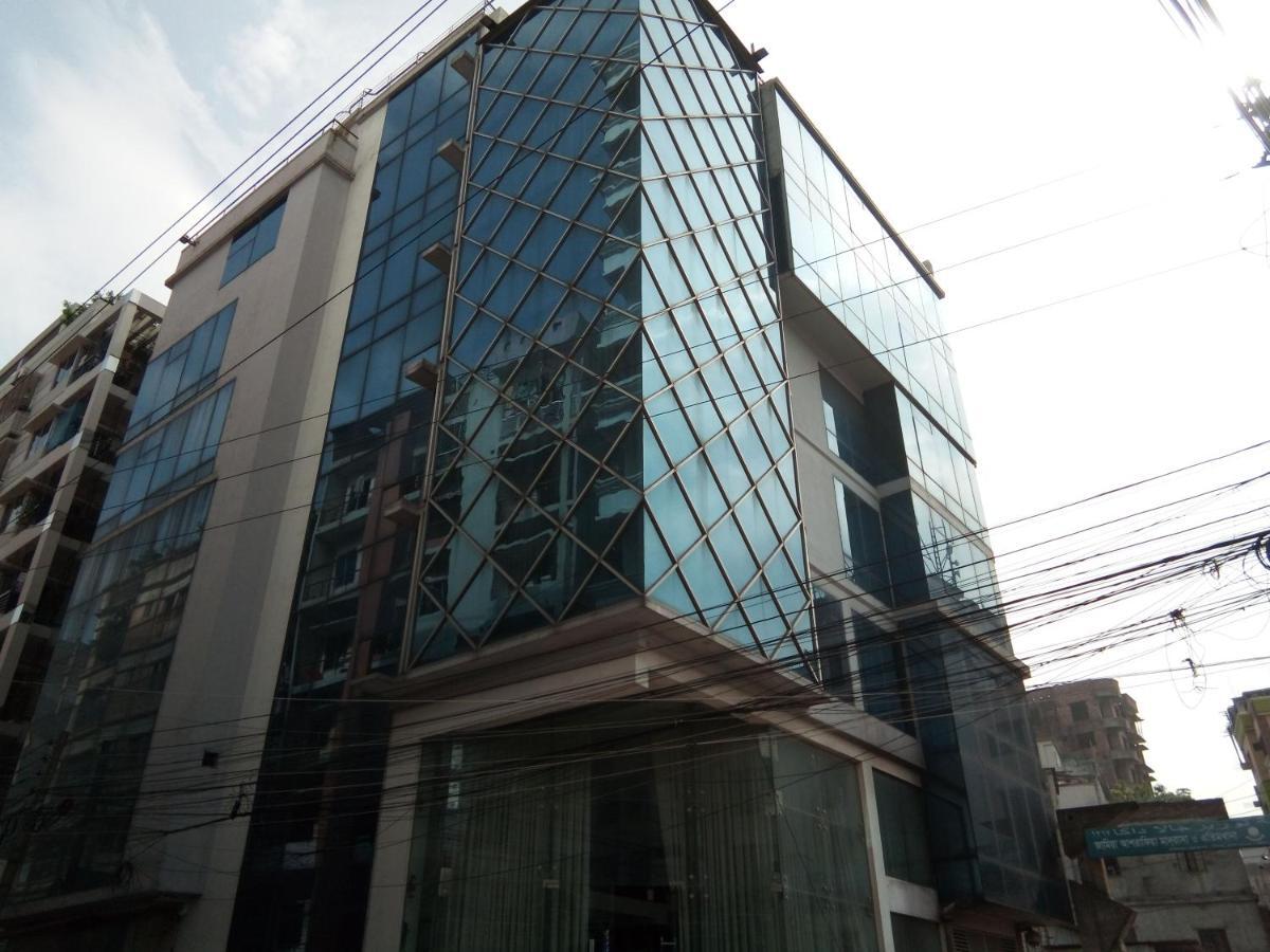 דאהקה Contemporary Heights Hotel And Apartments מראה חיצוני תמונה